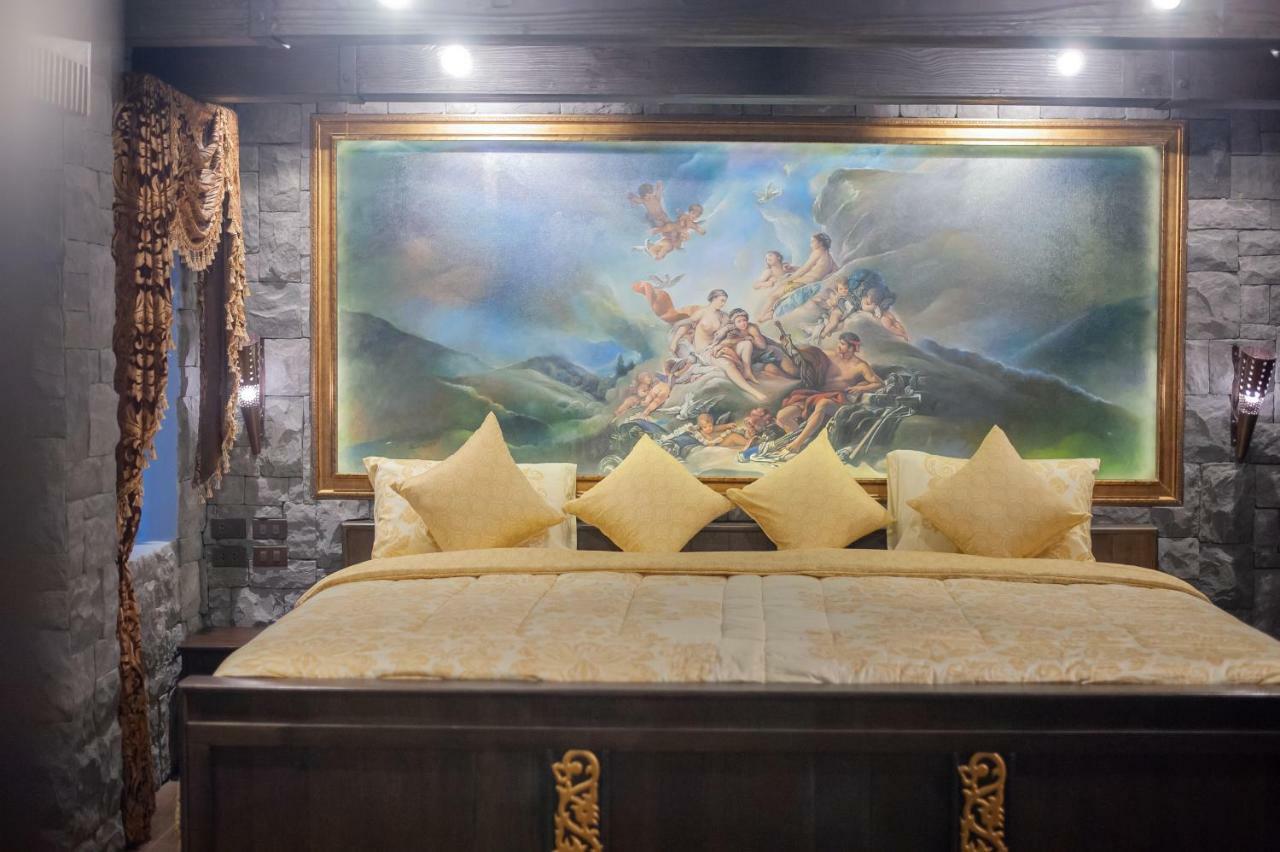Castle Suites Pattaya Exteriör bild
