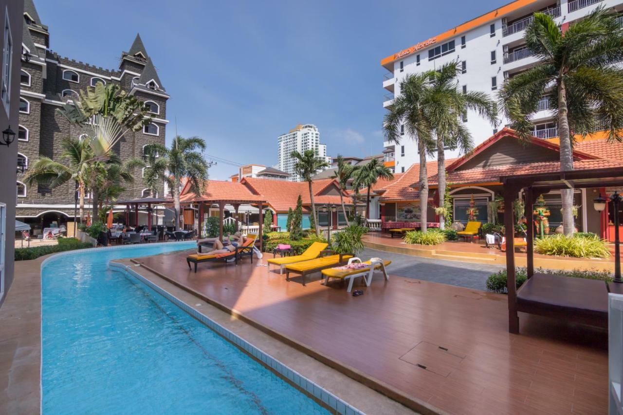 Castle Suites Pattaya Exteriör bild